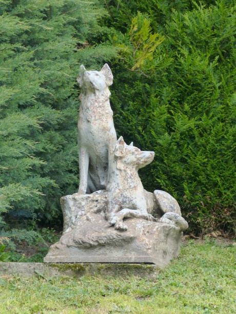 Sculptures de Saint-Etienne P1010192