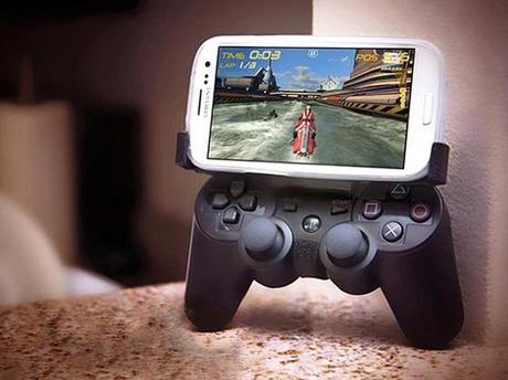 smartphone et console Aux Etats Unis, les joueurs plébiscitent plus les consoles que les smartphones pour jouer selon l’ESA.