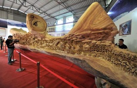 Zheng Chunhui : La plus longue sculpture sur bois du monde © Zheng Chunhui