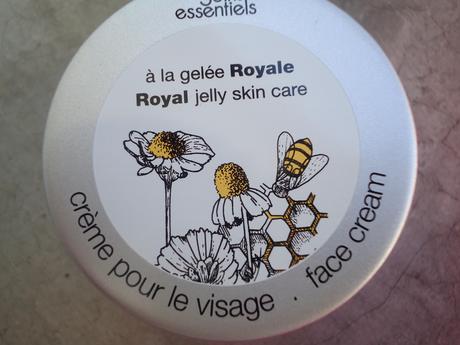 « Soins Essentiels » : la gamme nature et précieuse, Fragonard DSC06936