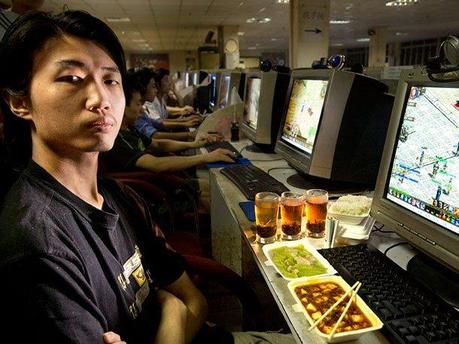Ce qu’ils mangent en une journée, dans le monde ! Gamer en Chine