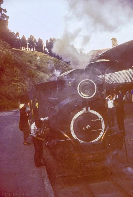 J202 - le train jouet de Darjeeling