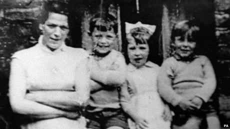 Jean, Gerry, Dolours & Douleurs Jean, Gerry, Dolours & Douleurs