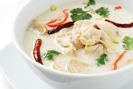 Recette : Tom Kha Kai - Soupe de Poulet au lait de coco