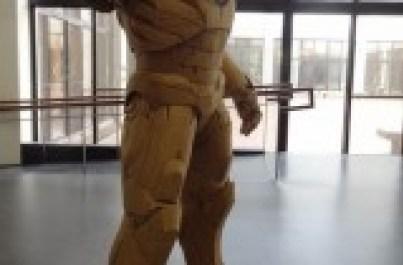 amazing-full-size-cardboard-iron-man-suit-160x105 Internet is Magic #9 – Jouer dans un film porno, c’est pas si évident.