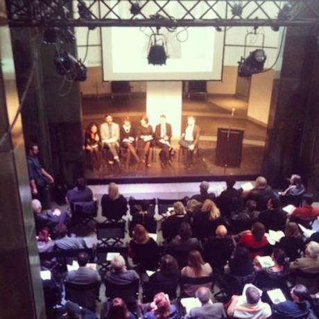 Conférence de presse - La biennale 2014 “Looking forward” - belle sélection d’artistes ! #mtl #biennial #art #contemporary #mac #internship #arty  (à Musée d’art contemporain de Montréal)