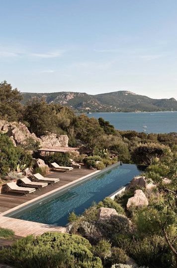 Piscine Porto Vecchio Côté maison via Nat et nature Une maison de vacances comme on en rêve