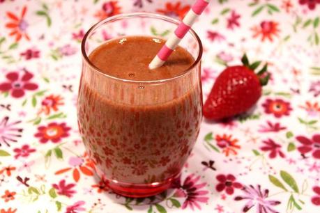 Green smoothie (fraise, banane, pomme, orange et épinard) IMG_6813r