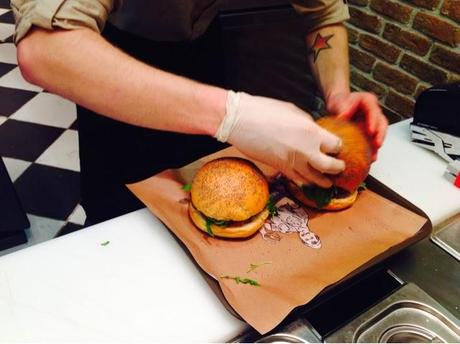 Les Burgers de Papa, nouvelle adresse lyonnaise! Les Burgers de Papa, nouvelle adresse lyonnaise!