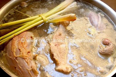 Bun bo Hue de La Kitchenette de Miss Tam 2 copie