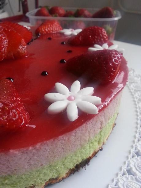 Bavarois pistache, fraises