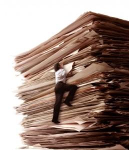À quand le député stagiaire ? montagne de paperasse
