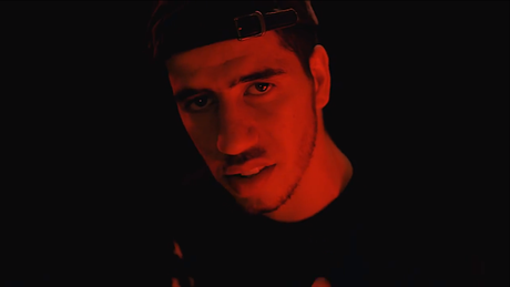 Veerus – Les étoiles (Video) Capture d’écran 2014-05-12 à 18.49.15