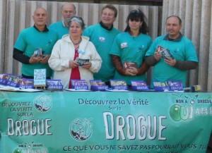 FRA MAR SNTD booth 2014 05 03 (6)b Pourquoi les drogues détruisent-elles la société ?