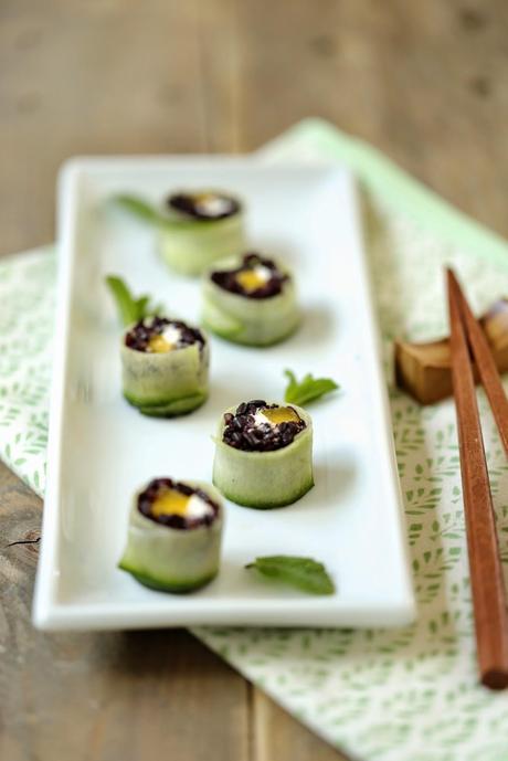Sushis de riz noir et à la mangue et au fromage Caprice des anges Sushis de riz noir et à la mangue et au fromage Caprice des anges