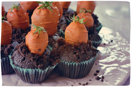 gâteaux de printemps, ou gâteaux de pâques : layer cake façon tiramisu et gâteaux jardins. Muffins chocolat, fraises façon carottes gâteaux de printemps, ou gâteaux de pâques : layer cake façon tiramisu et gâteaux jardins. Muffins chocolat, fraises façon carottes