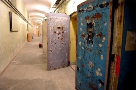 L'art taulard en Avignon La disparition des Lucioles, Collection Lambert, Collection Enea Righi, Avignon, Prison Sainte-Anne