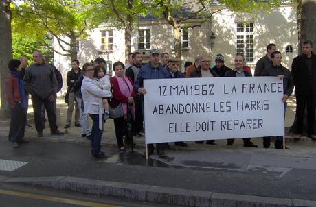 Manifestation de harkis à Orléans