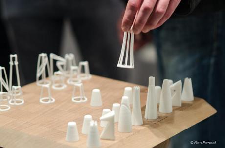 ZWEIG le jeu d'échec monochrome imprimé en 3D par BYAM ZWEIG le jeu d'échec monochrome imprimé en 3D par BYAM