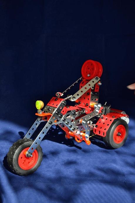 Meccano, Tricycle de la boite 7530