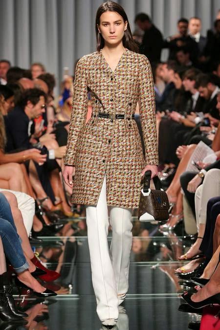 Le tout premier défilé Louis Vuitton croisière se passe dans la Principauté... Le tout premier défilé Louis Vuitton croisière se passe dans la Principauté...