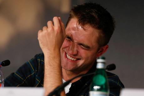 Robert Pattinson à la conférence de presse de MTTS Robert Pattinson à la conférence de presse de MTTS