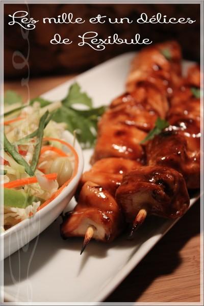 ~Brochettes de poulet piquantes et salade fraîcheur~ ~Brochettes de poulet piquantes et salade fraîcheur~