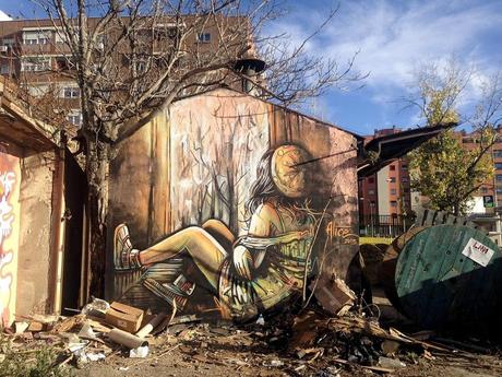 Alice-in-Madrid-Italy-Street-Art-mogwaii