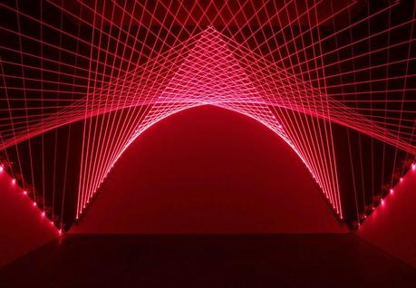 Lasers et lumière fluo à la Johannes Vogt Gallery par Matthew Schreiber - Exposition