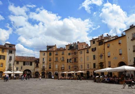 Lucca et les intérêts personnels en voyage