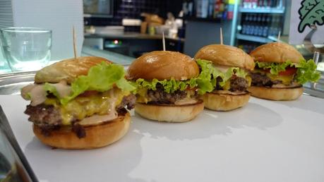 Burgers & (vraiment) meilleurs Burgers & (vraiment) meilleurs