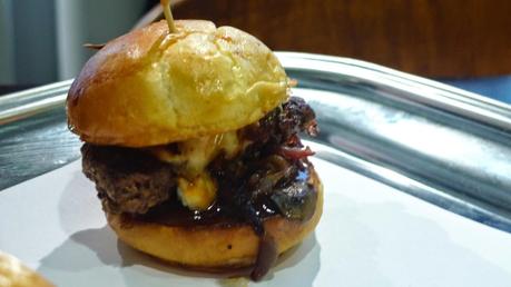 Burgers & (vraiment) meilleurs Burgers & (vraiment) meilleurs