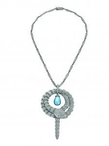 Serpenti necklace with e#32
