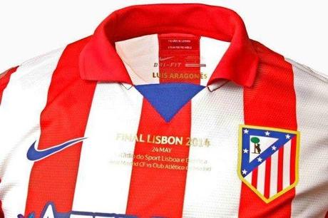 Un maillot spécial en hommage à Luis Aragonés