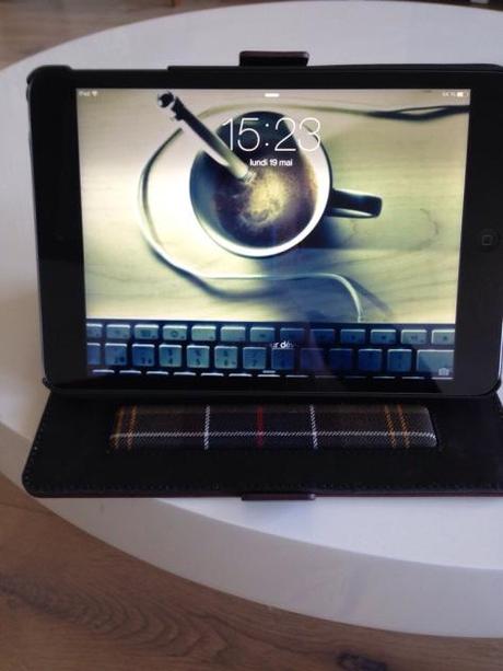 Test : Étui Barbour pour iPad mini en tissu matelassé 20140526-090359-32639162.jpg