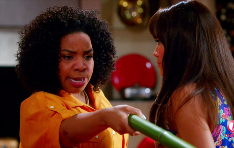 Les critiques // Devious Maids : Saison 2. Episode 6. Private Lives. Les critiques // Devious Maids : Saison 2. Episode 6. Private Lives.