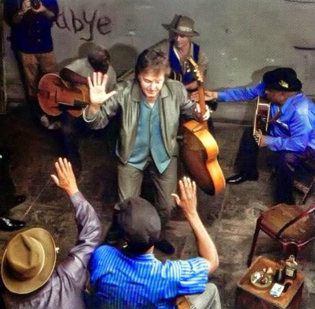 Paul McCartney : de nouvelles photos de son nouveau clip Paul McCartney : de nouvelles photos de son nouveau clip