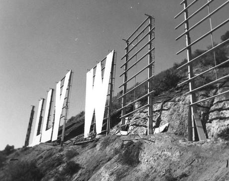 construction-hollwood-sign-1978-mogwaii