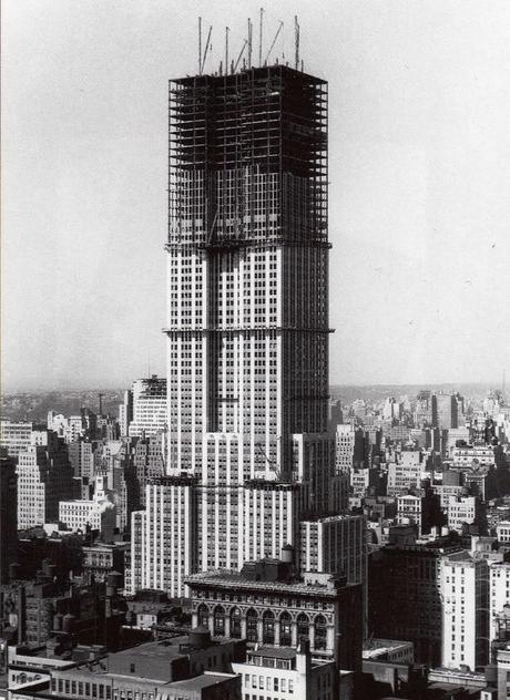construction-Empire-state-building-1930-mogwaii