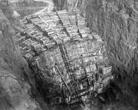construction-barrage-de-hoover-1931-mogwaii