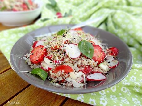 16 idées de salade sucré salé ! Salade-boulgour-quinoa-aux-fraises-2