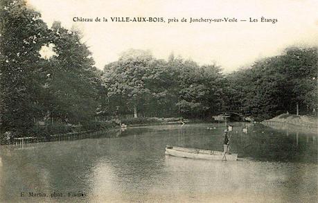Pas mal d'hommes sont tombés d'insolation avec ce casque qui nous boue la tête ! Pas mal d'hommes sont tombés d'insolation avec ce casque qui nous boue la tête !