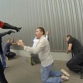 Faux policiers de la BAC pour une caméra cachée Faux policiers de la BAC pour un enterrement de vie de garçon