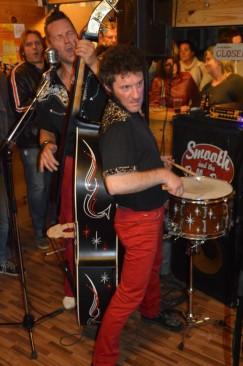 Smooth and the Bully Boys @ Le Crousti- Hennuyères, le 30 mai 2014 1908006_10203249002839480_7643537338937696522_n.jpg