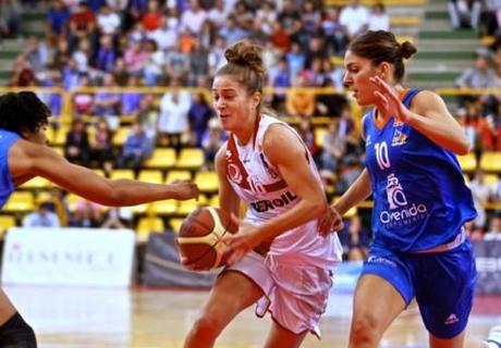 Espagne : Berta CHUMILLAS à Bembibre Berta-CHUMILLAS--Burgos-_thewangconnection.com.jpg