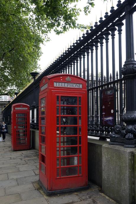 Les cabines téléphoniques - Londres cabines téléphoniques anglaises - Weekend visite Londres la capitale anglaise