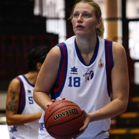 Italie : Renata BREZINOVA signe à Orvieto Renata-BREZINOVA--Catane-_basketcatanese.it.jpg