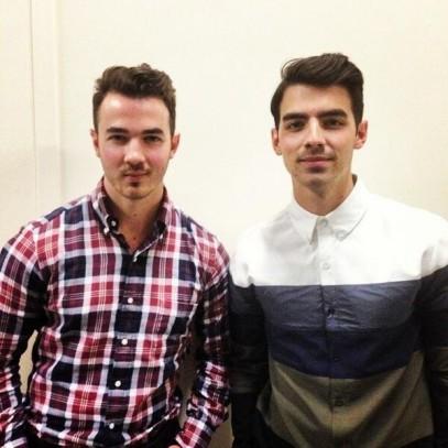 STYLE : Joe Jonas has a big d*ck joe-recordoff4