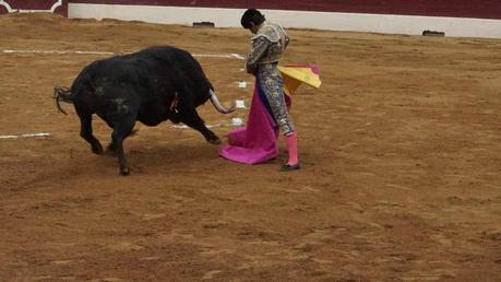 VIC : DOLORES AGUIRRE SEME LA PEUR, LAMELAS HEROÏQUE DSC03250