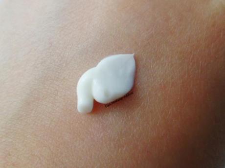 Crème Gourmande Mains et Ongles de Caudalie : mon premier soin Caudalie, une réussite ! Crème Gourmande Mains et Ongles Caudalie 4